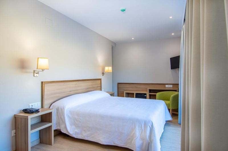 Hotel Jaume D'Urgell Balaguer Buitenkant foto