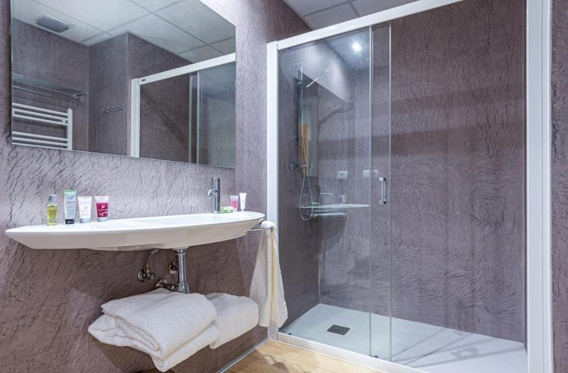 Hotel Jaume D'Urgell Balaguer Buitenkant foto